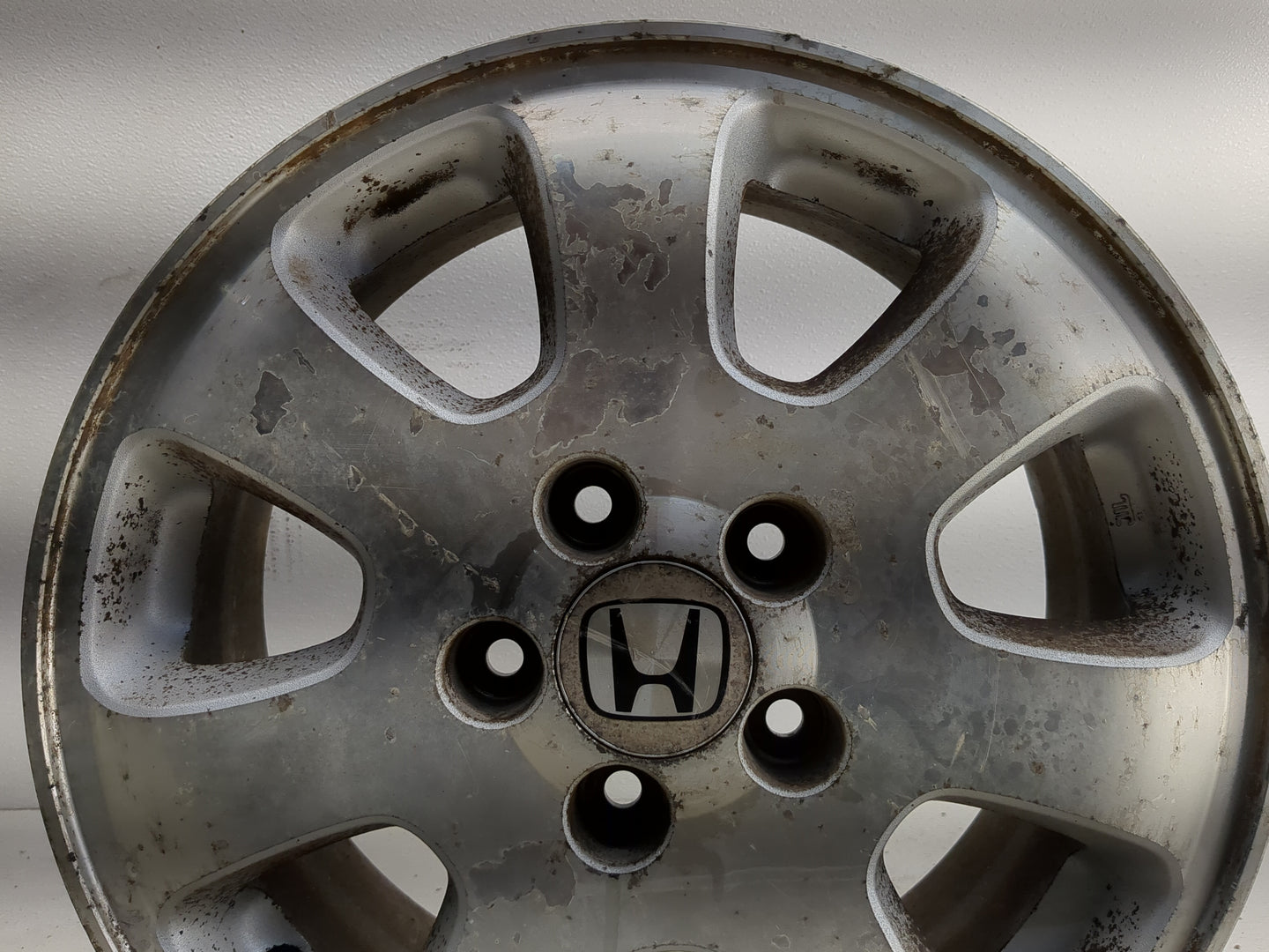2002-2004 Honda Odyssey Oem Wheel Rim - Oemusedautoparts1.com