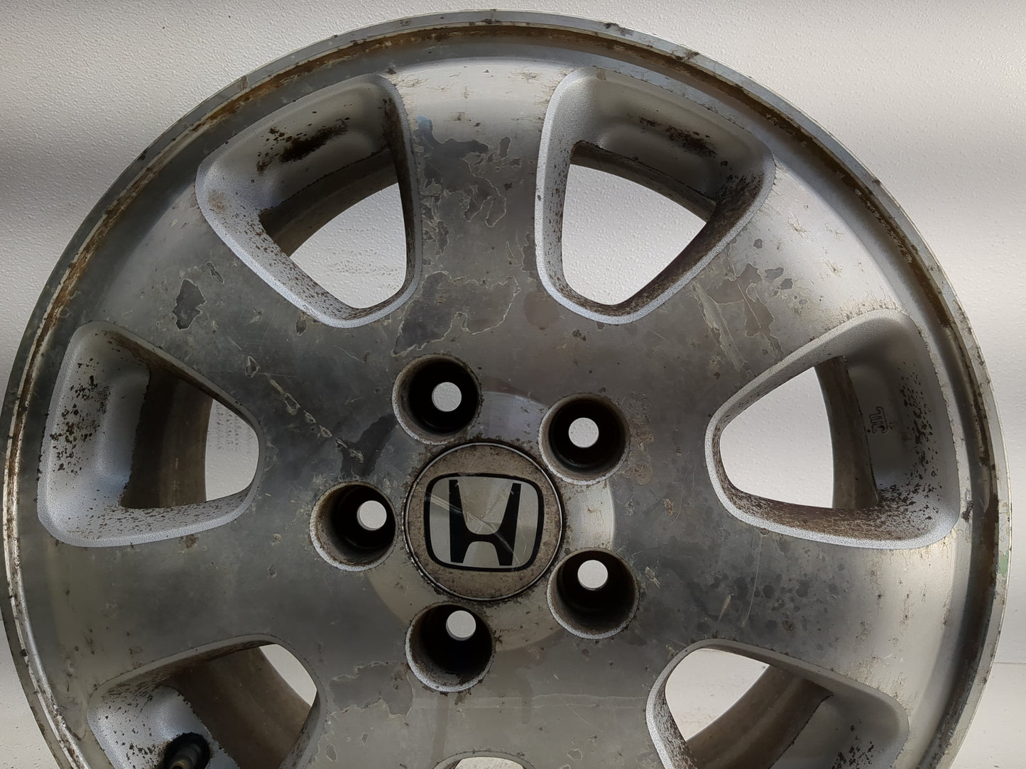 2002-2004 Honda Odyssey Oem Wheel Rim - Oemusedautoparts1.com
