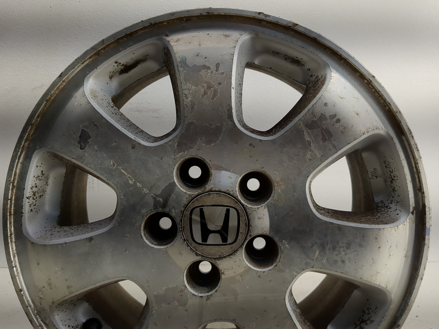 2002-2004 Honda Odyssey Oem Wheel Rim - Oemusedautoparts1.com
