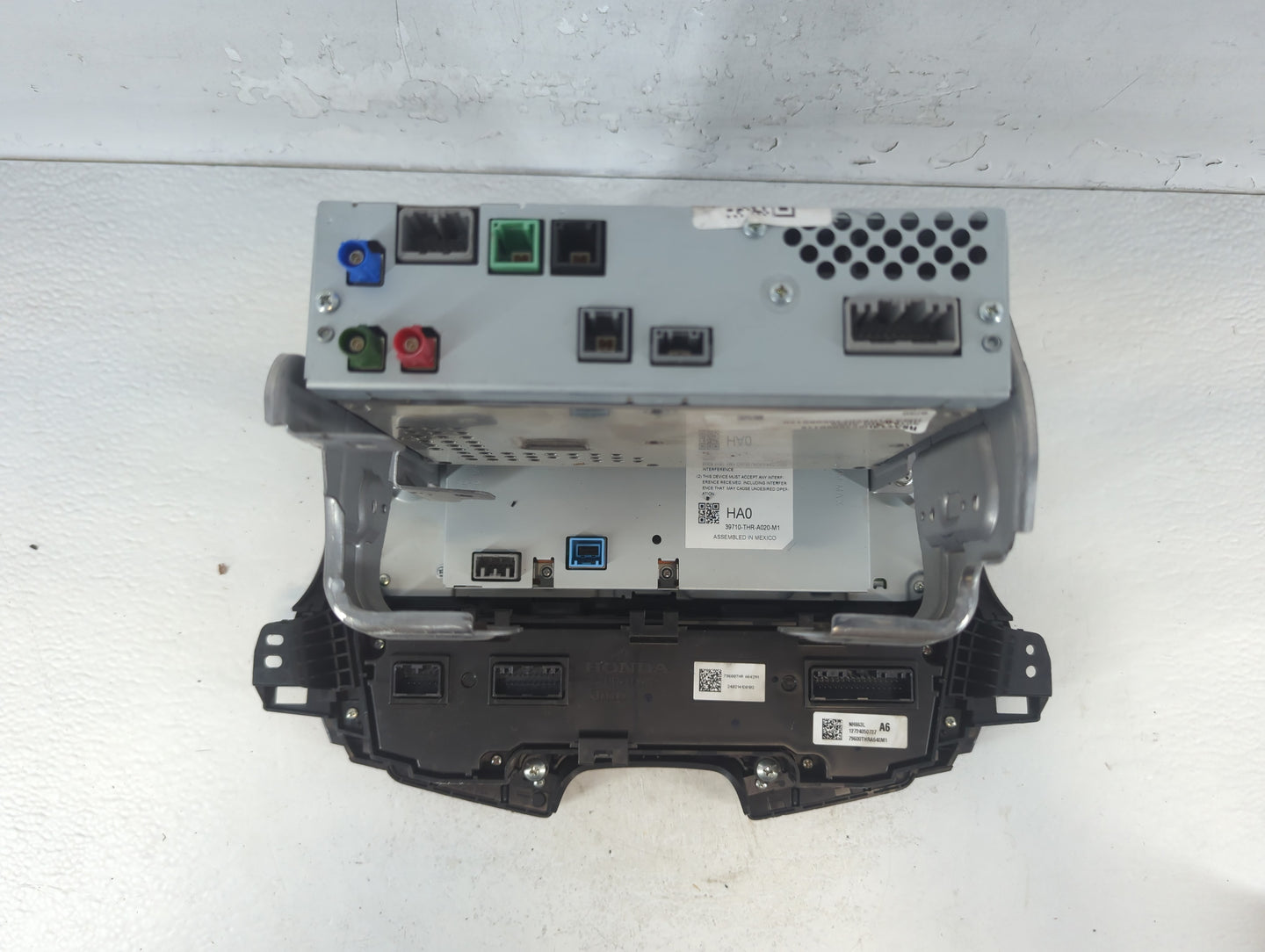 Honda Odyssey Am Fm Cd Player Radio Receiver - Oemusedautoparts1.com