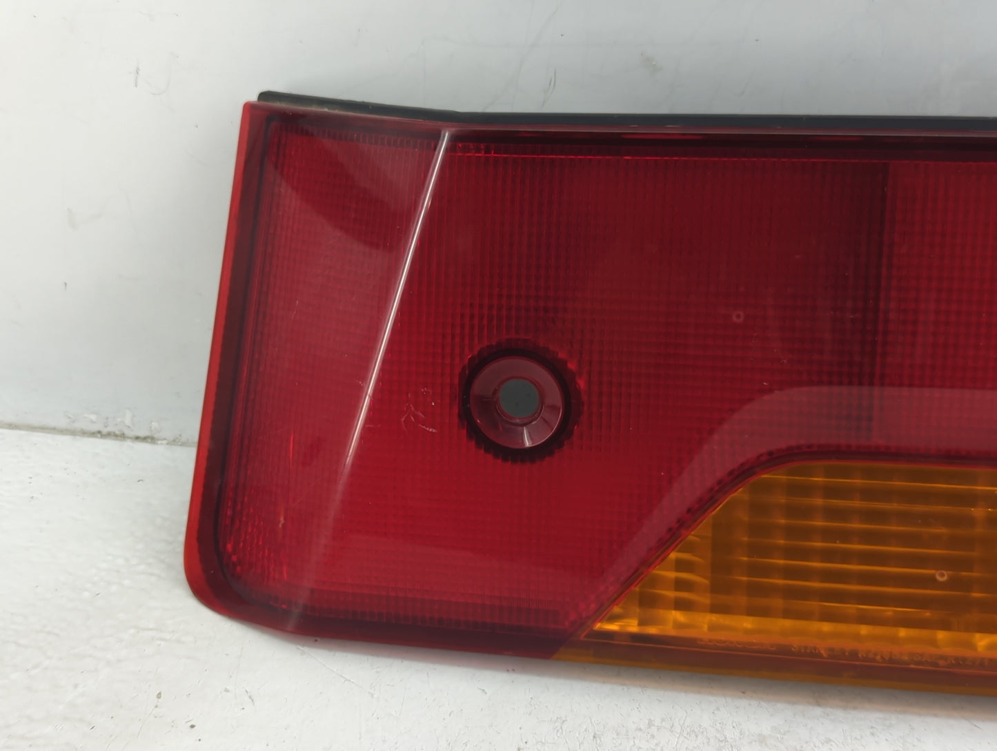 2002-2004 Honda Odyssey Passenger Right Side Deck Lid Mounted Tail Light - Oemusedautoparts1.com