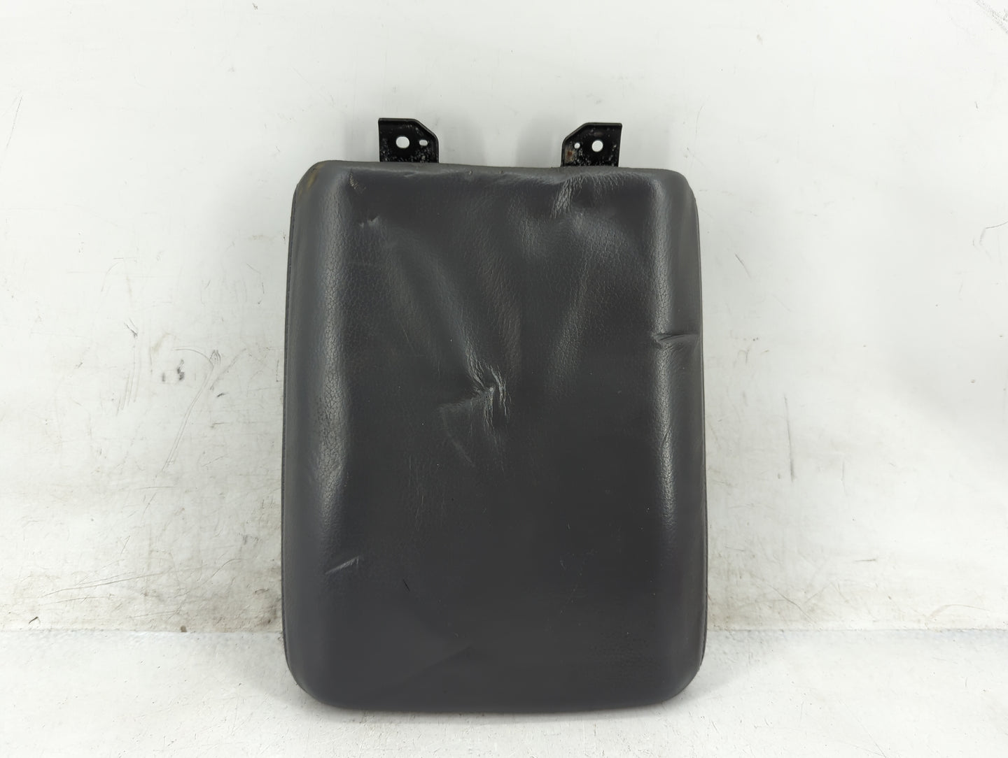 2006-2008 Honda Pilot Center Console Armrest Cover Lid Fits Fits 2006 2007 2008 OEM Used Auto Parts - Oemusedautoparts1.com