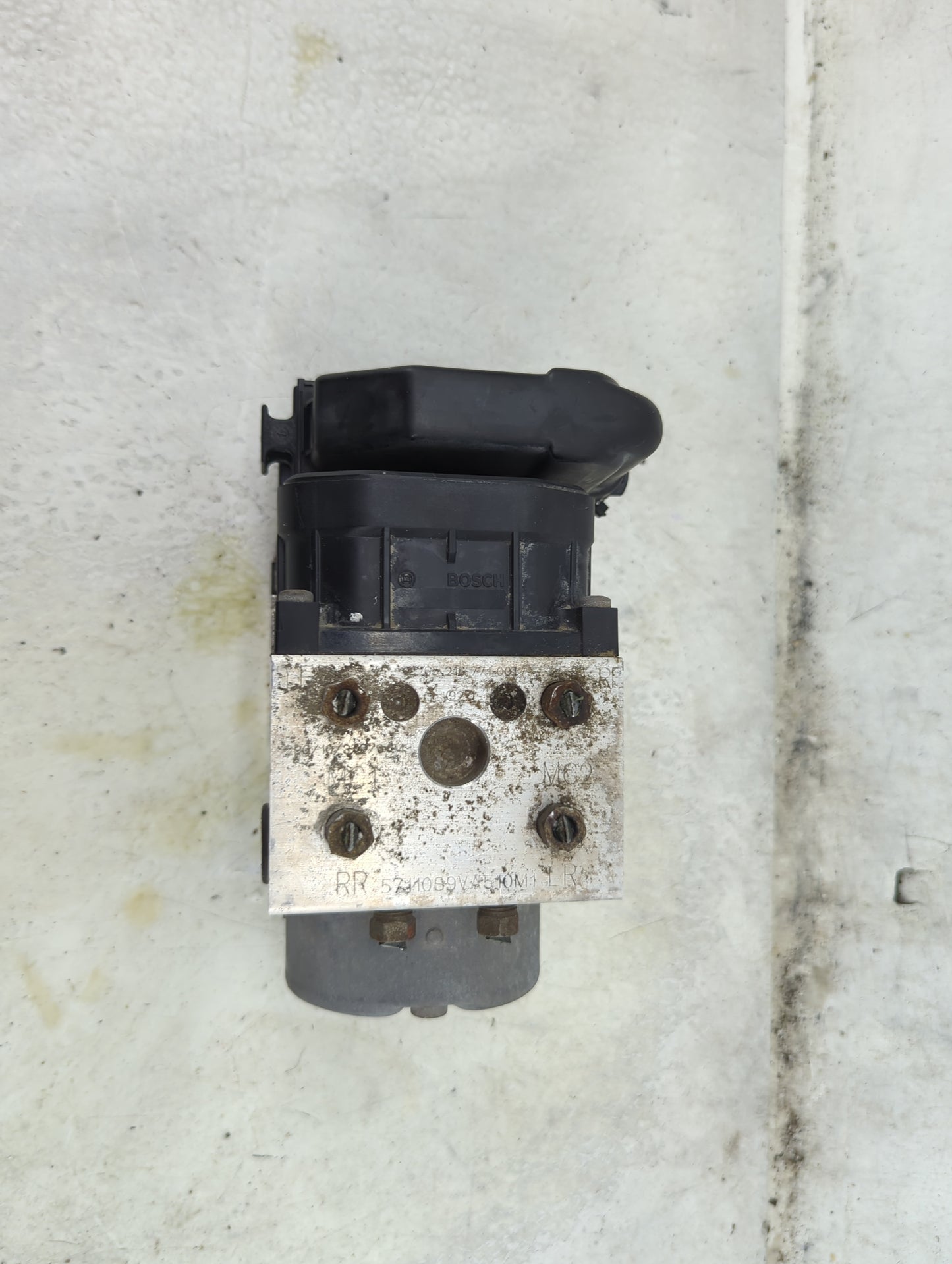 2003-2005 Honda Pilot ABS Pump Control Module Replacement Fits Fits 2003 2004 2005 OEM Used Auto Parts - Oemusedautoparts1.c