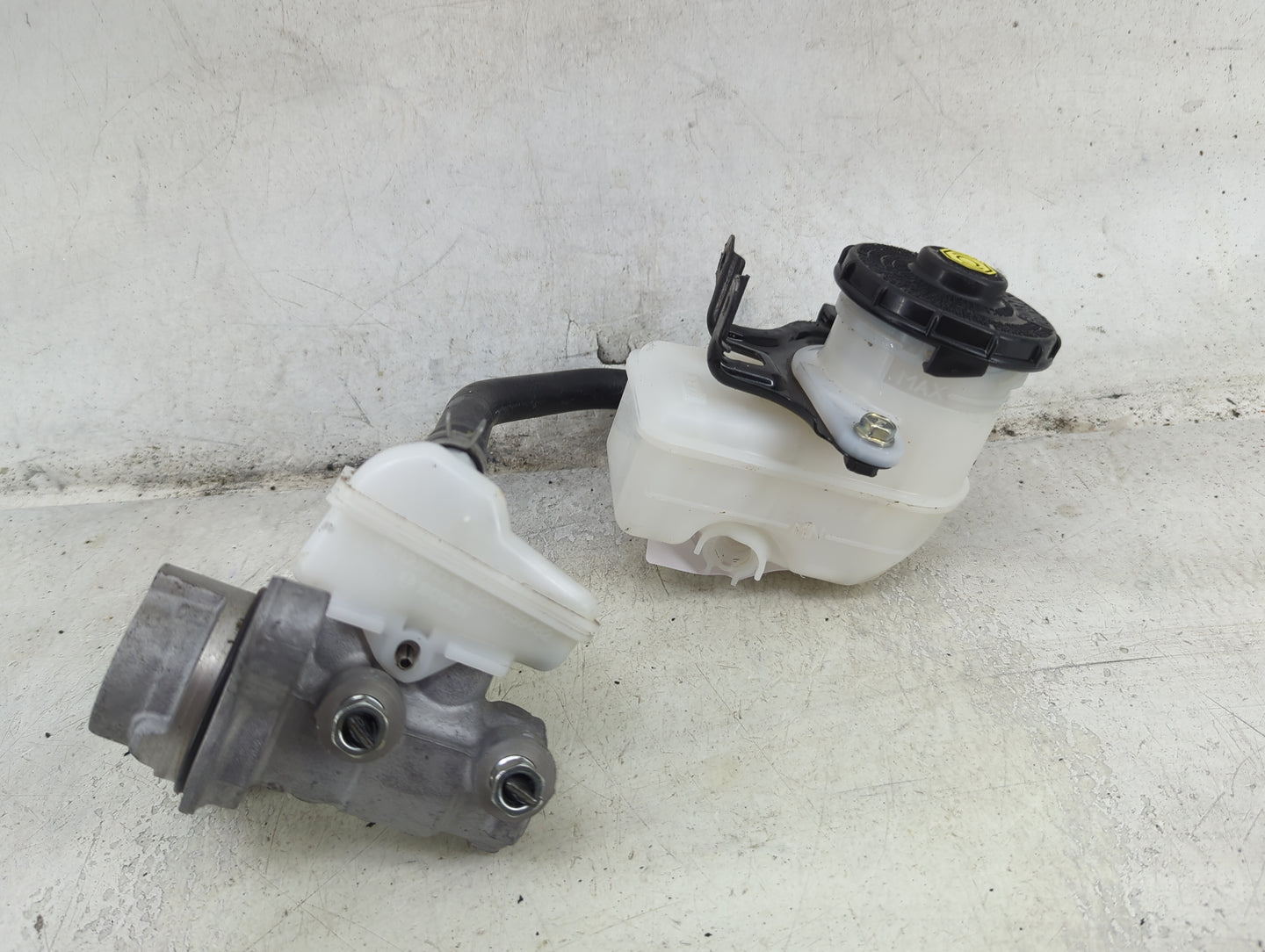 Honda Pilot Brake Master Cylinder 1492224 - Oemusedautoparts1.com