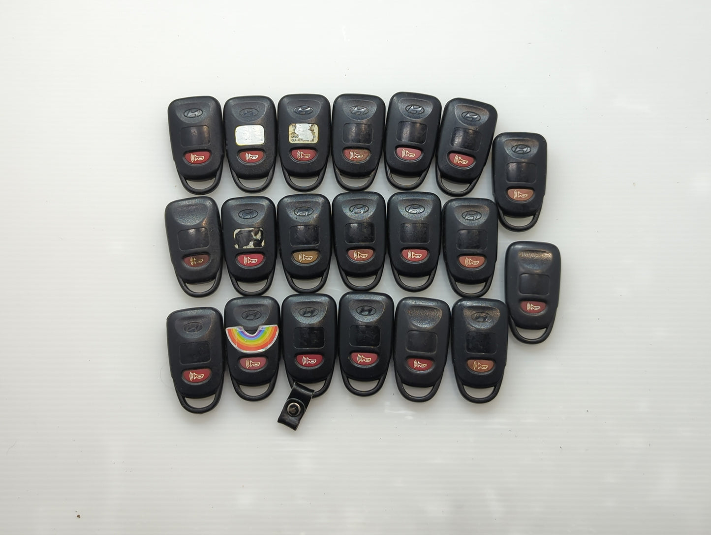Lot of 20 Hyundai Keyless Entry Remote Fob UNKNOWN UNKNOWN - Oemusedautoparts1.com