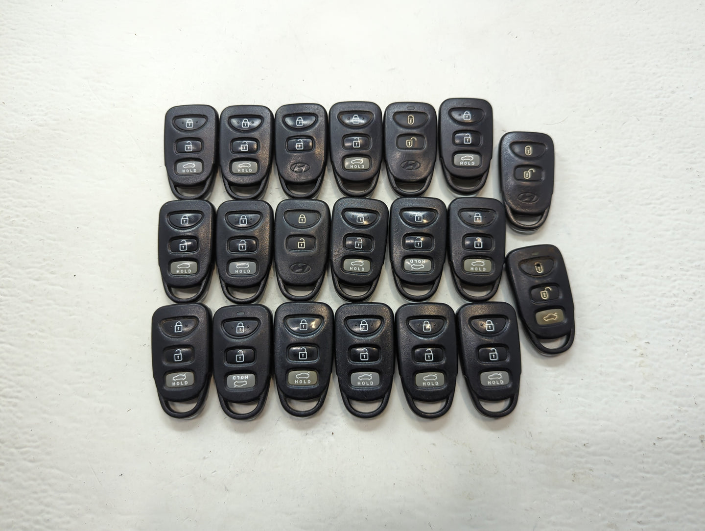 Lot of 20 Hyundai Keyless Entry Remote Fob UNKNOWN UNKNOWN - Oemusedautoparts1.com
