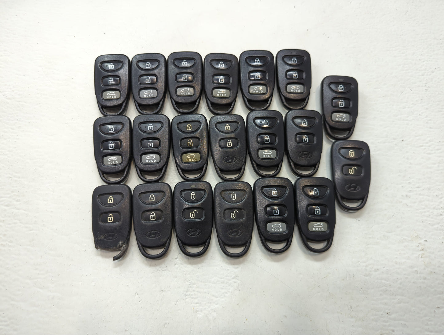 Lot of 20 Hyundai Keyless Entry Remote Fob UNKNOWN UNKNOWN - Oemusedautoparts1.com