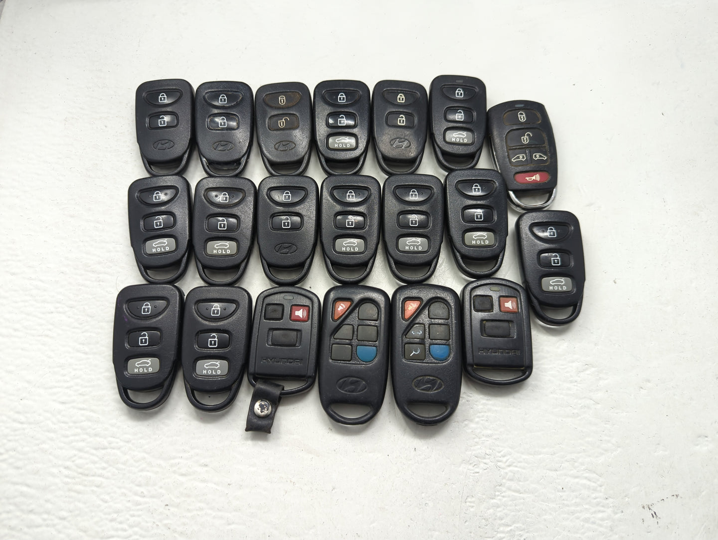 Lot of 20 Hyundai Keyless Entry Remote Fob UNKNOWN UNKNOWN - Oemusedautoparts1.com