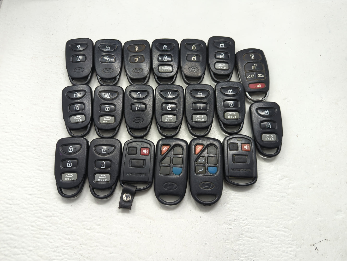 Lot of 20 Hyundai Keyless Entry Remote Fob UNKNOWN UNKNOWN - Oemusedautoparts1.com
