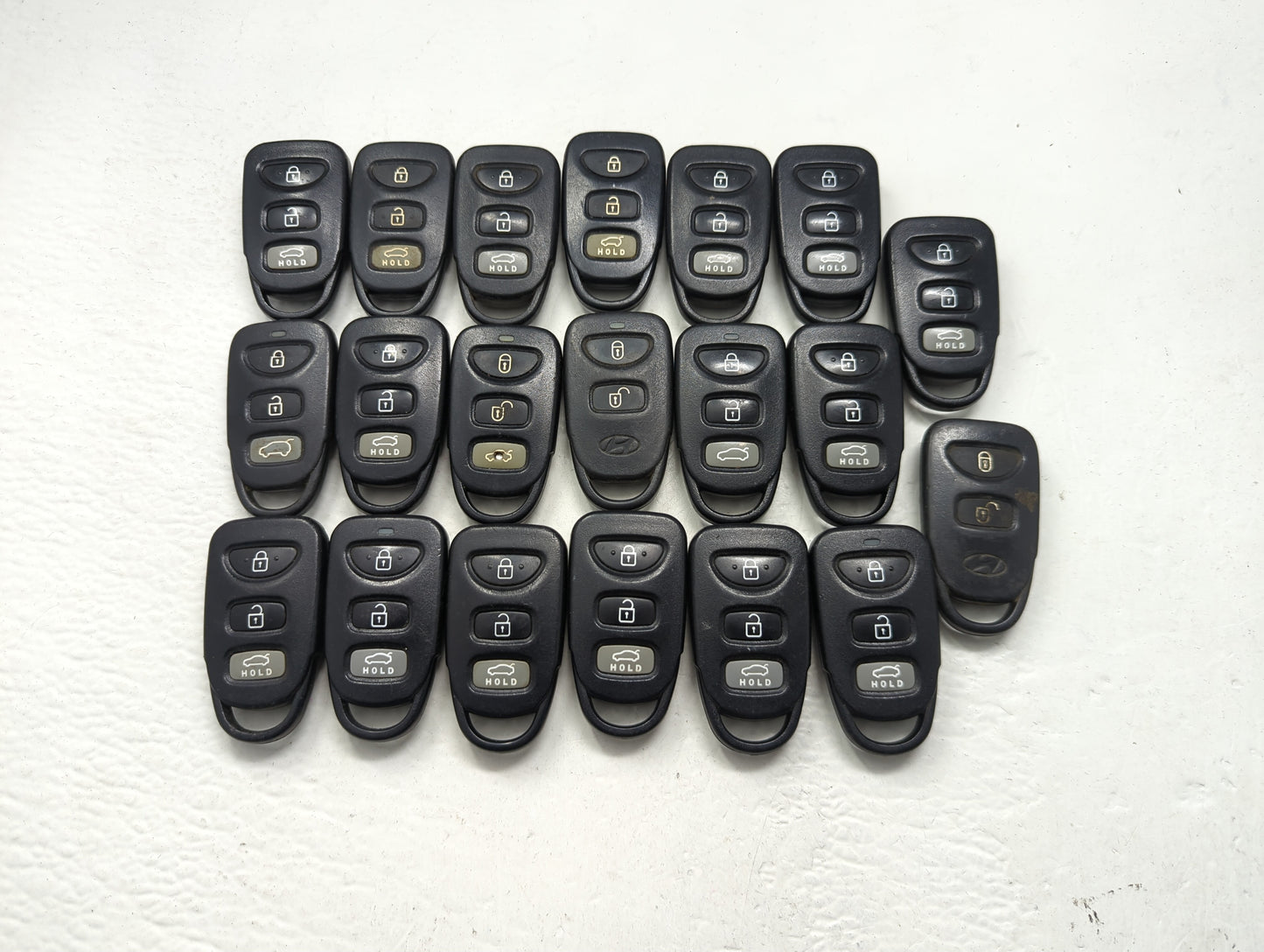 Lot of 20 Hyundai Keyless Entry Remote Fob UNKNOWN UNKNOWN - Oemusedautoparts1.com