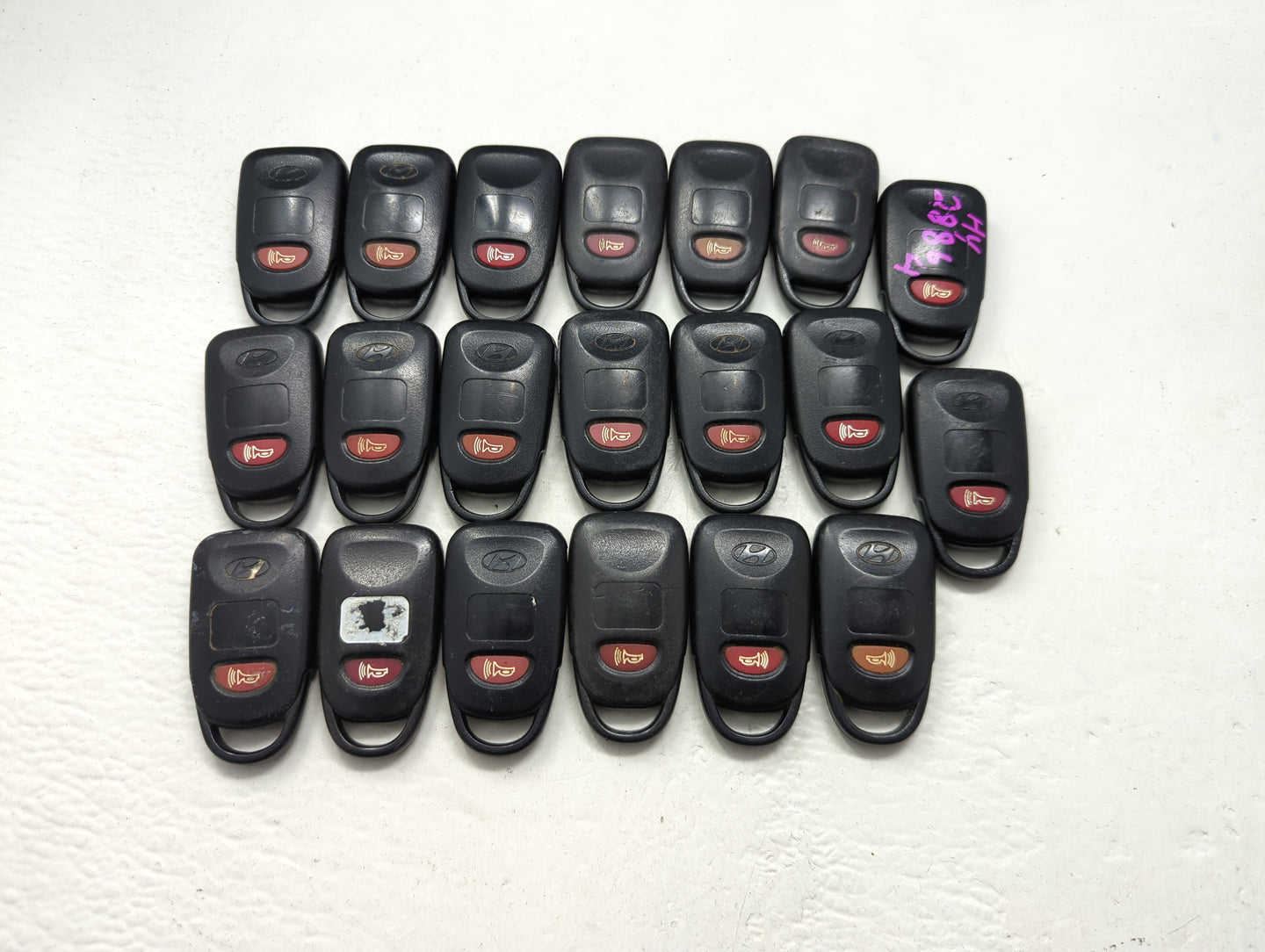 Lot of 20 Hyundai Keyless Entry Remote Fob UNKNOWN UNKNOWN - Oemusedautoparts1.com