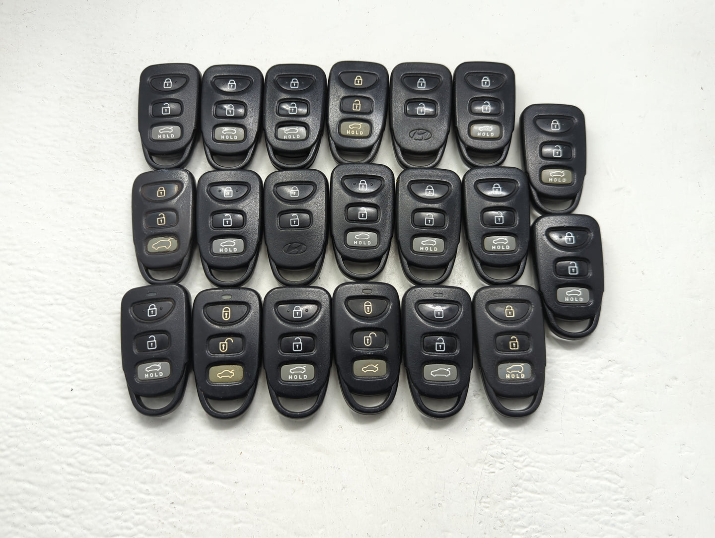 Lot of 20 Hyundai Keyless Entry Remote Fob UNKNOWN UNKNOWN - Oemusedautoparts1.com