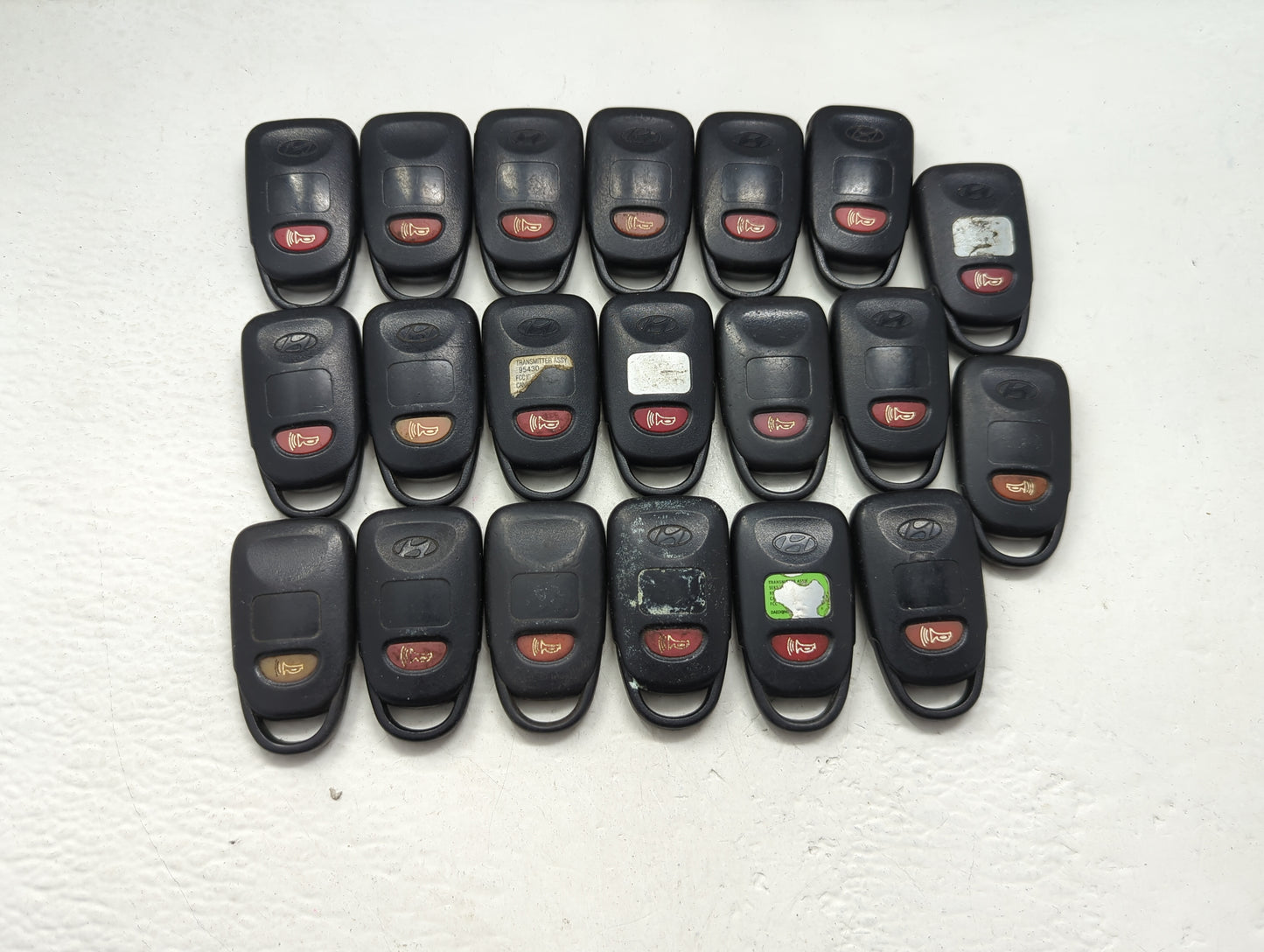 Lot of 20 Hyundai Keyless Entry Remote Fob UNKNOWN UNKNOWN - Oemusedautoparts1.com