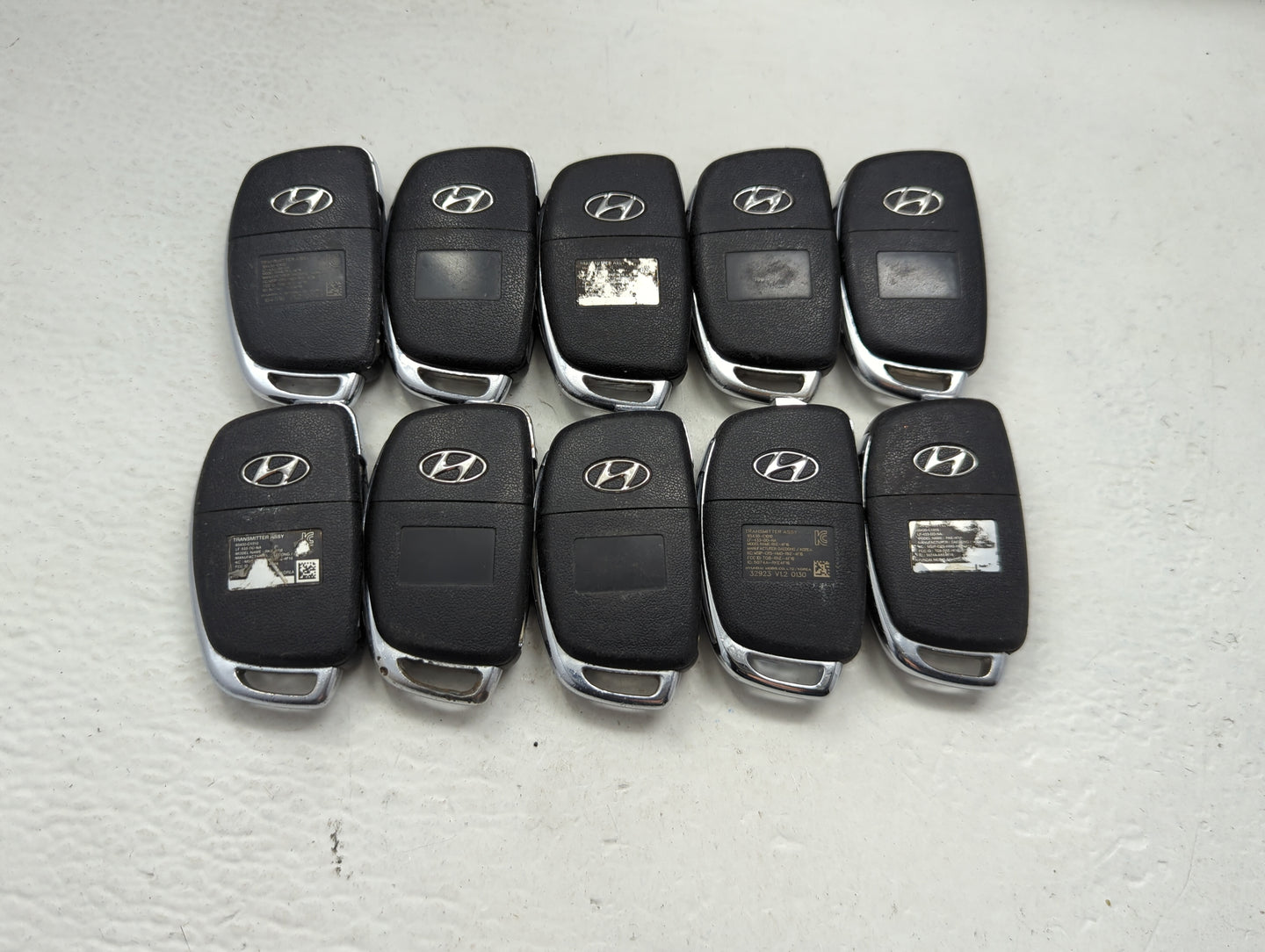 Lot of 10 Hyundai Keyless Entry Remote Fob MIXED FCC IDS MIXED PART - Oemusedautoparts1.com