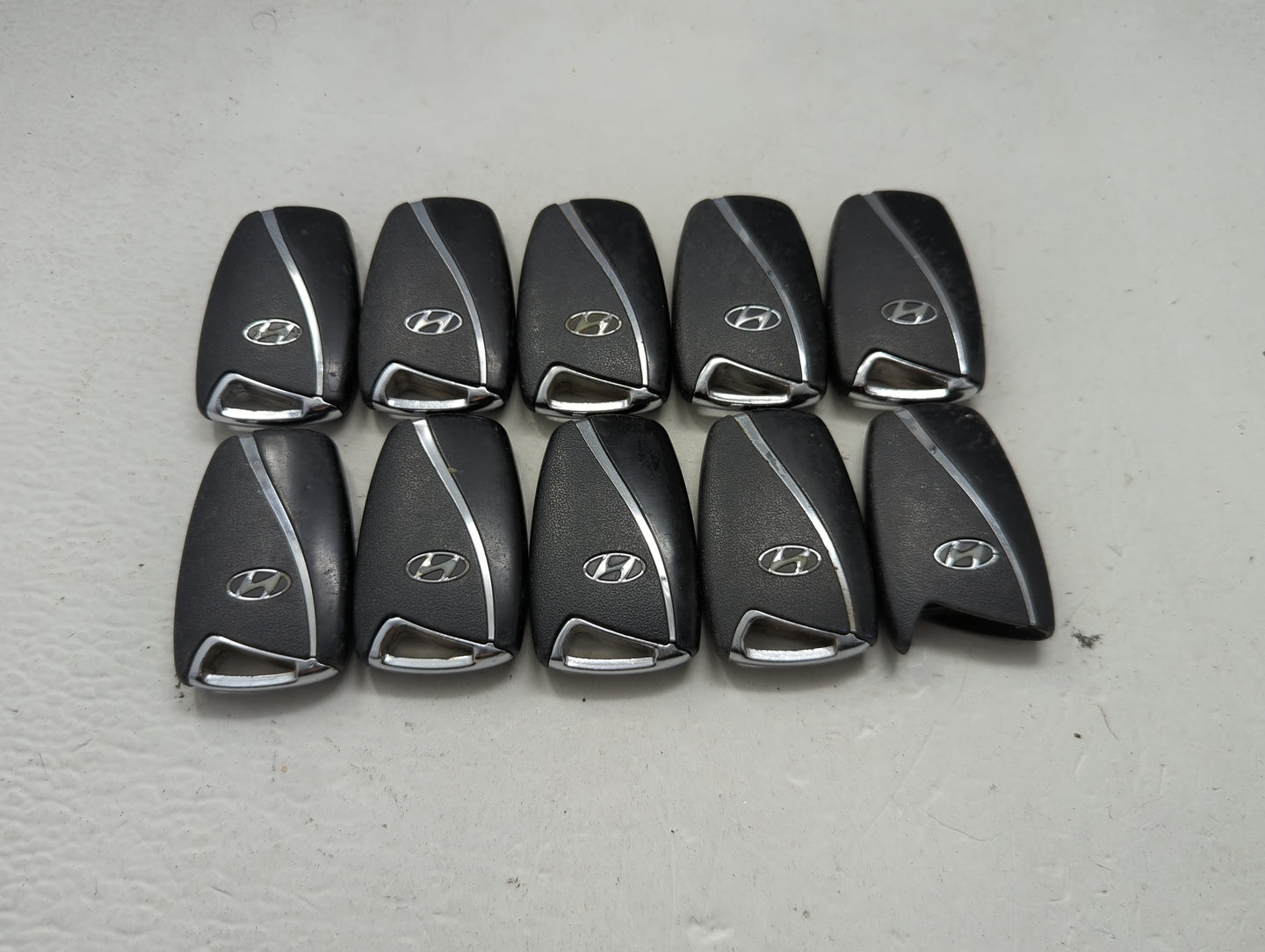 Lot of 10 Hyundai Keyless Entry Remote Fob MIXED FCC IDS 1473711 - Oemusedautoparts1.com