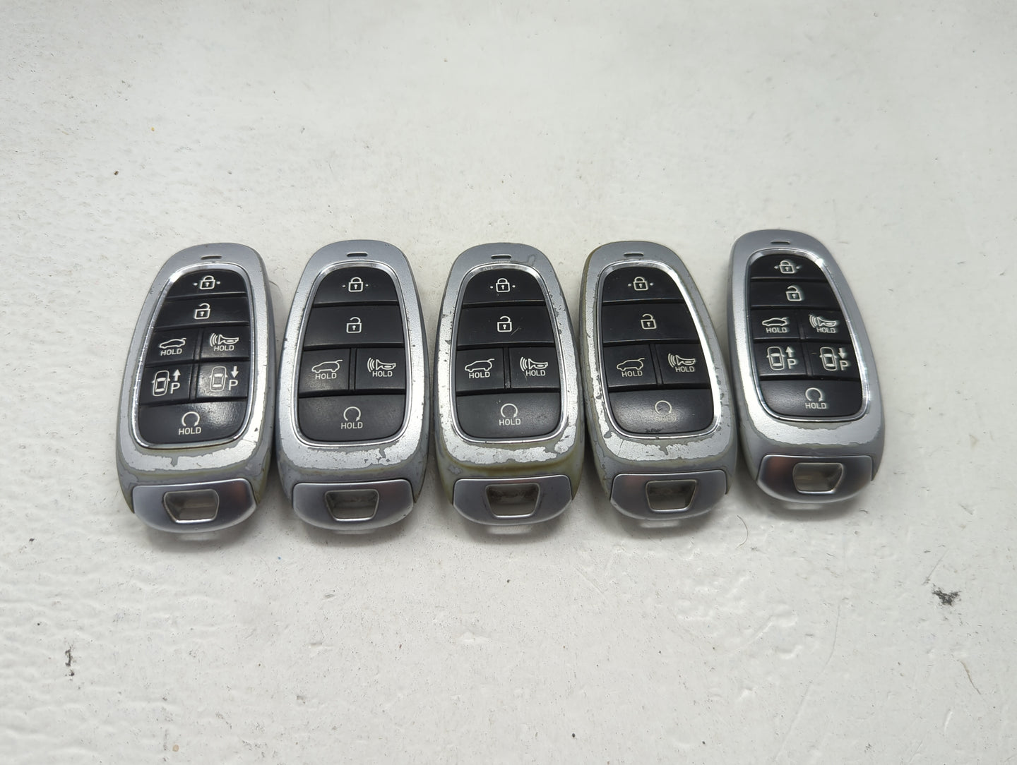 Lot of 5 Hyundai Keyless Entry Remote Fob MIXED FCC IDS MIXED PART 1473759 - Oemusedautoparts1.com