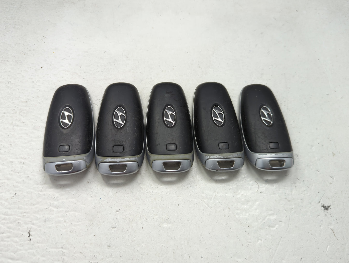 Lot of 5 Hyundai Keyless Entry Remote Fob MIXED FCC IDS MIXED PART 1473759 - Oemusedautoparts1.com
