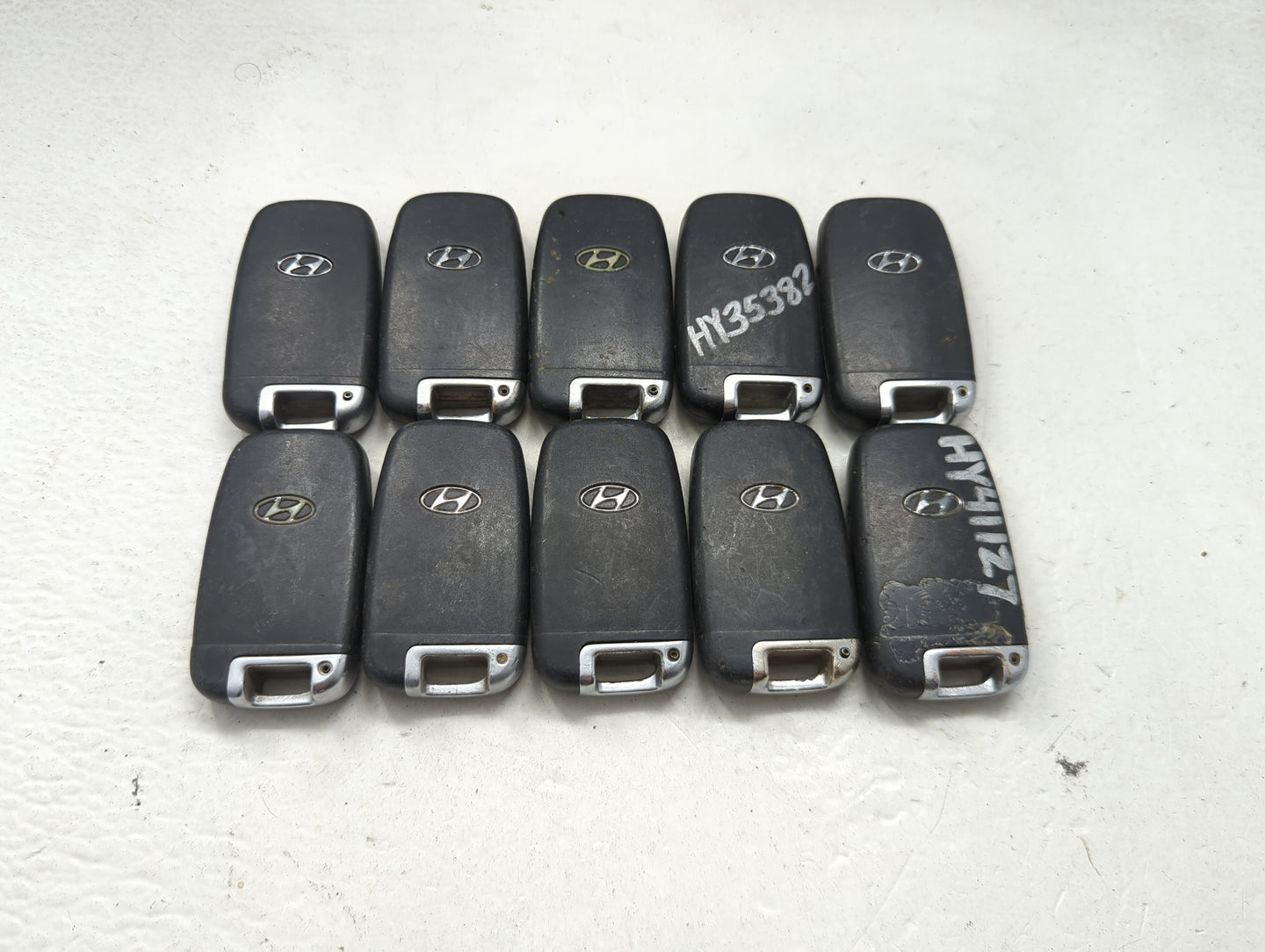 Lot of 10 Hyundai Keyless Entry Remote Fob MIXED FCC IDS MIXED PART 1473786 - Oemusedautoparts1.com