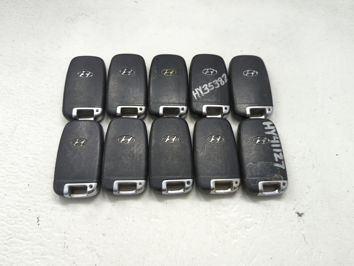 Lot of 10 Hyundai Keyless Entry Remote Fob MIXED FCC IDS MIXED PART 1473786 - Oemusedautoparts1.com
