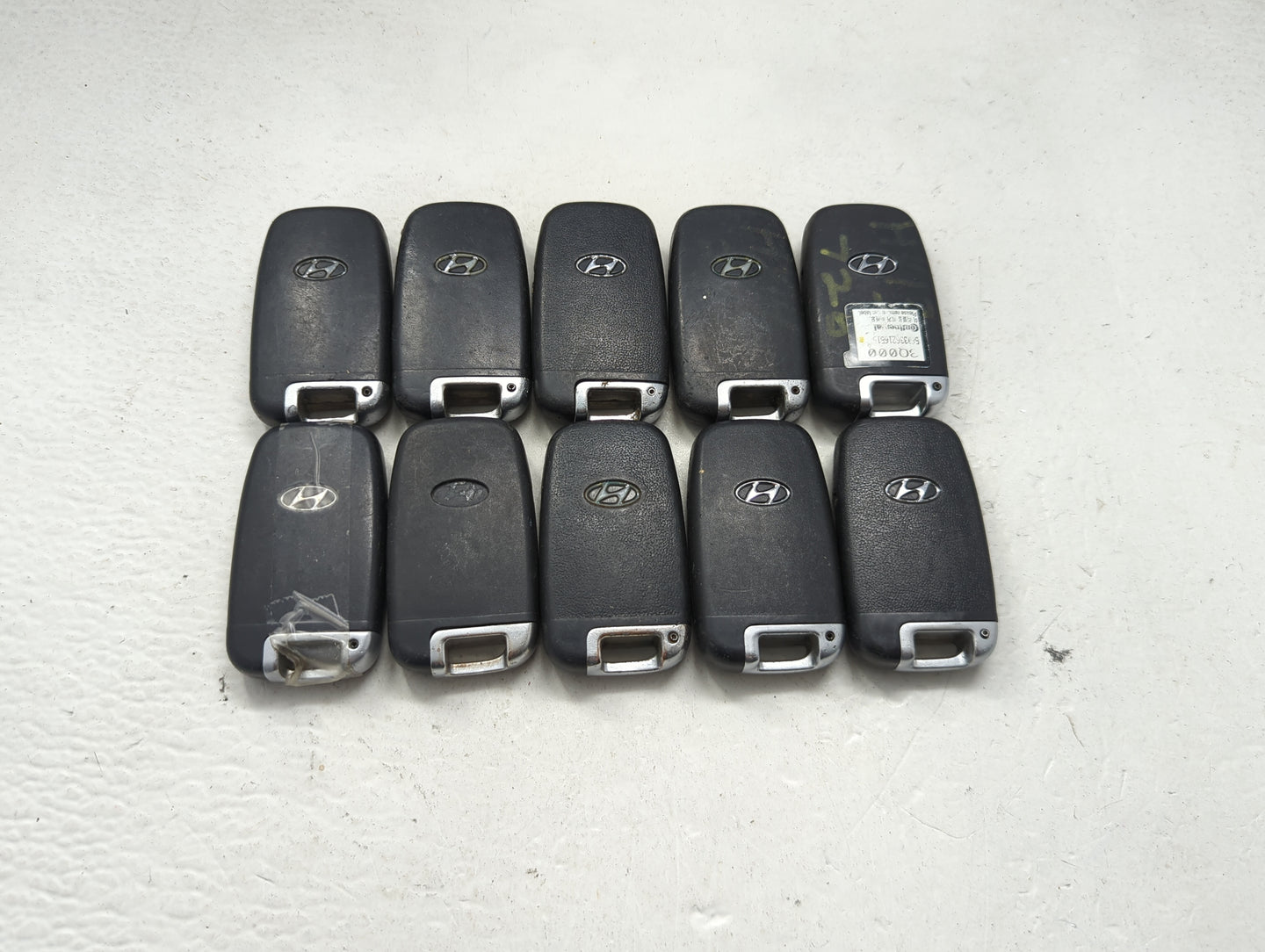 Lot of 10 Hyundai Keyless Entry Remote Fob MIXED FCC IDS MIXED PART 1473790 - Oemusedautoparts1.com