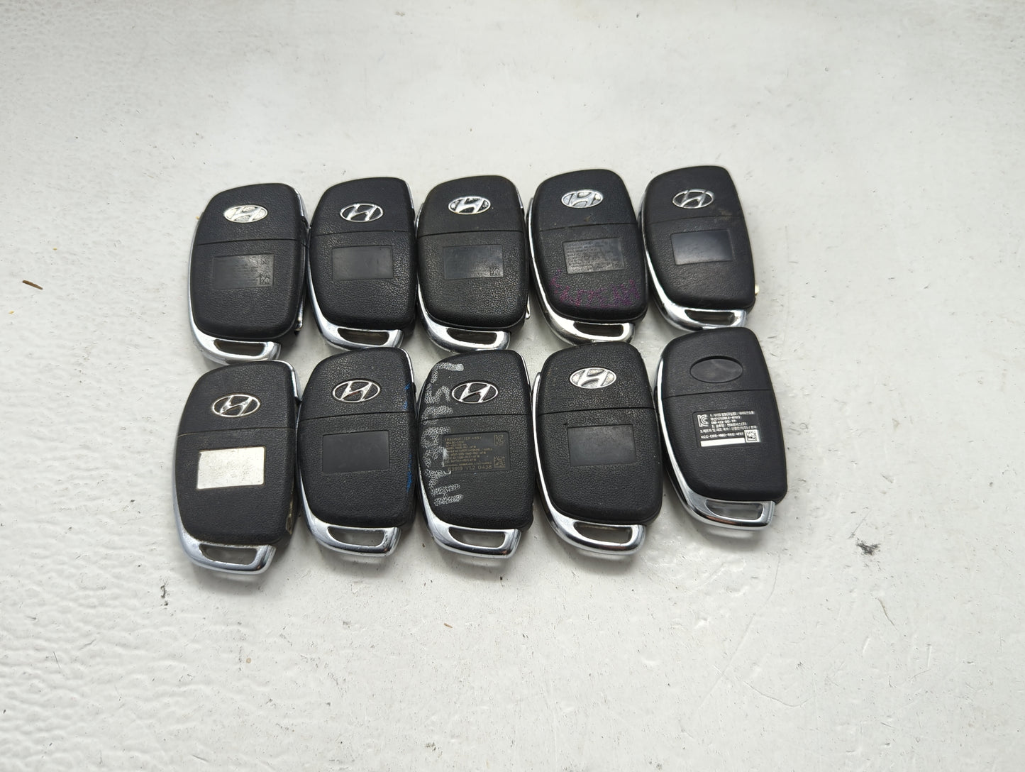 Lot of 10 Hyundai Keyless Entry Remote Fob MIXED FCC IDS MIXED PART 1473795 - Oemusedautoparts1.com