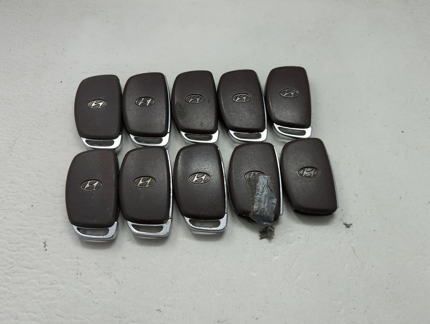 Lot of 10 Hyundai Keyless Entry Remote Fob MIXED FCC IDS MIXED PART 1473800 - Oemusedautoparts1.com