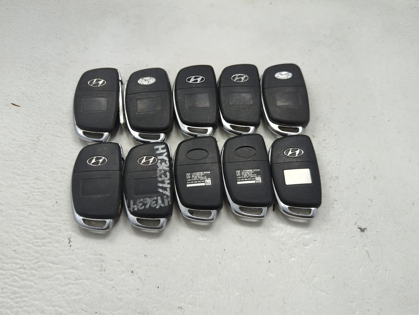 Lot of 10 Hyundai Keyless Entry Remote Fob MIXED FCC IDS MIXED PART 1473894 - Oemusedautoparts1.com