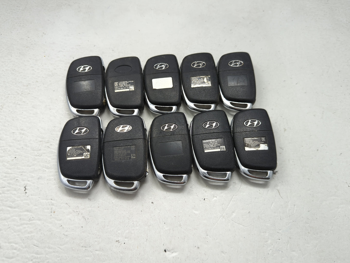 Lot of 10 Hyundai Keyless Entry Remote Fob MIXED FCC IDS MIXED PART 1473895 - Oemusedautoparts1.com