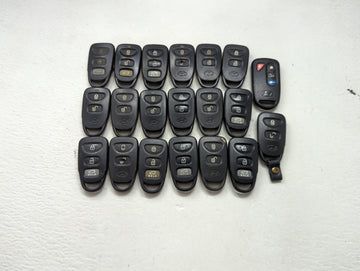 Lot of 20 Hyundai Keyless Entry Remote Fob UNKNOWN UNKNOWN 1476618 - Oemusedautoparts1.com