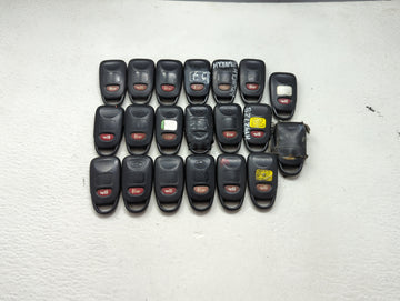 Lot of 20 Hyundai Keyless Entry Remote Fob UNKNOWN UNKNOWN 1476620