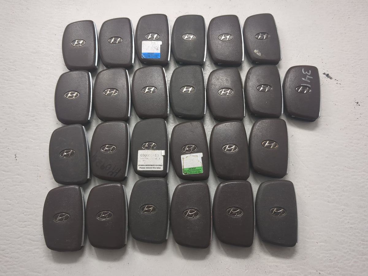 Lot of 25 Hyundai Keyless Entry Remote Fob 1520230 - Oemusedautoparts1.com