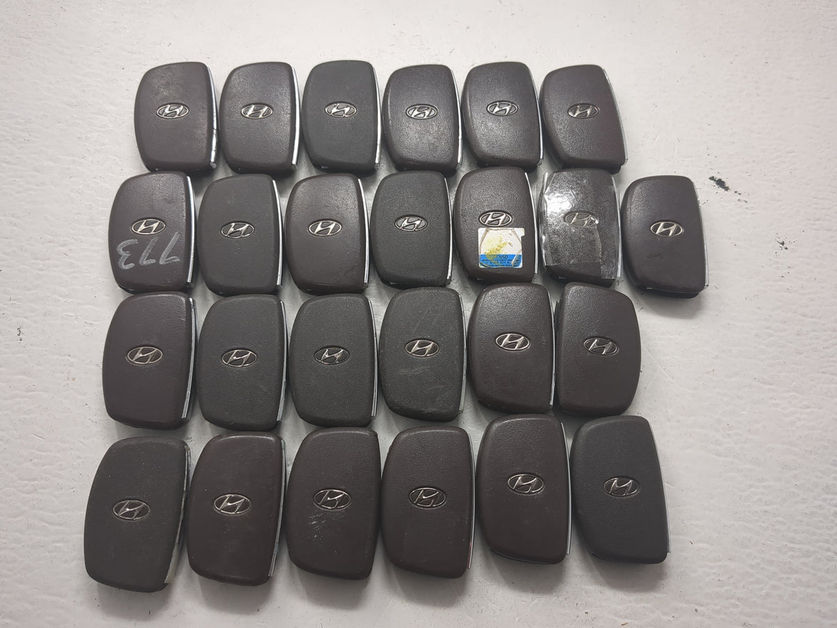 Lot of 25 Hyundai Keyless Entry Remote Fob 1520449 - Oemusedautoparts1.com
