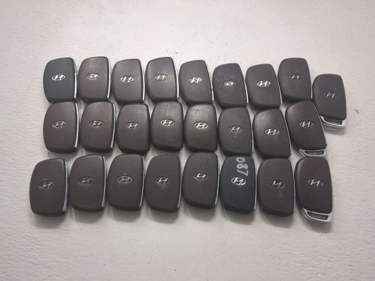 Lot of 25 Hyundai Keyless Entry Remote Fob 1520525 - Oemusedautoparts1.com