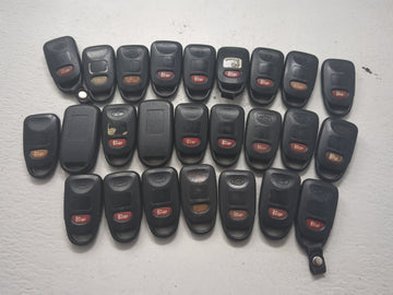 Lot of 25 Hyundai Keyless Entry Remote Fob 1520539