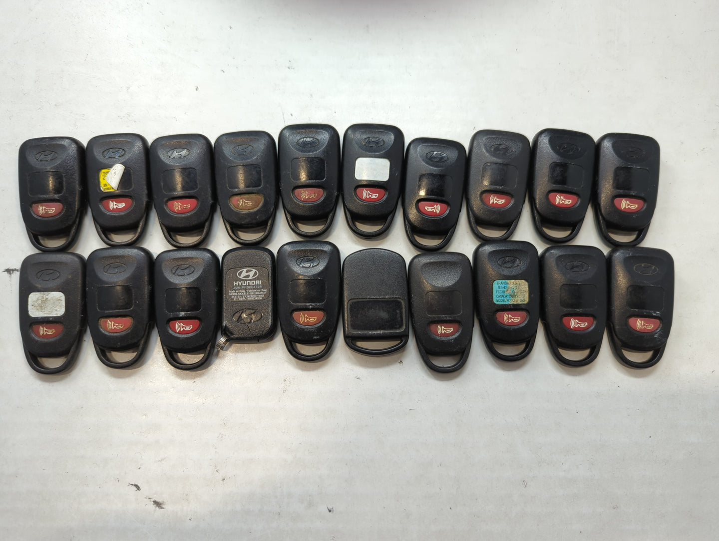 Lot of 20 Hyundai Keyless Entry Remote Fob MIXED FCC IDS MIXED PART - Oemusedautoparts1.com