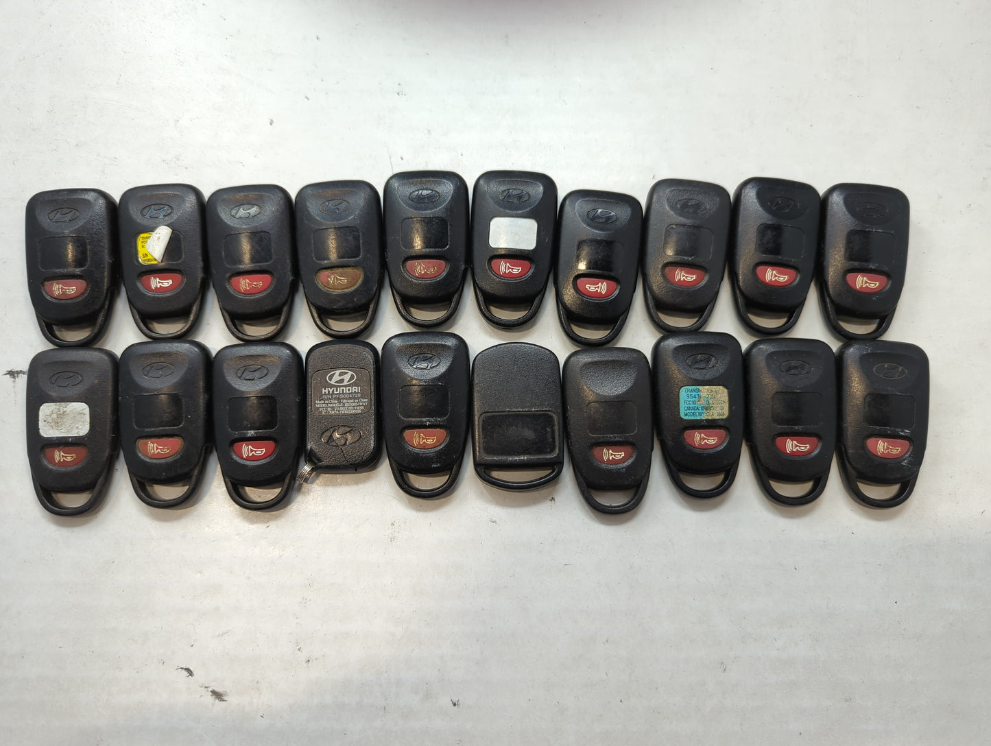 Lot of 20 Hyundai Keyless Entry Remote Fob MIXED FCC IDS MIXED PART - Oemusedautoparts1.com