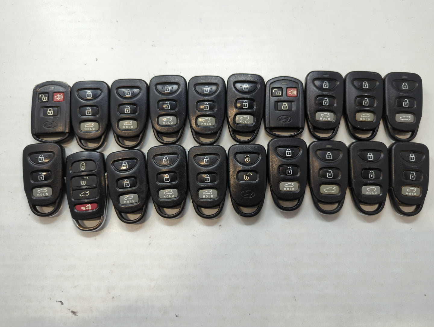 Lot of 20 Hyundai Keyless Entry Remote Fob MIXED FCC IDS MIXED PART - Oemusedautoparts1.com