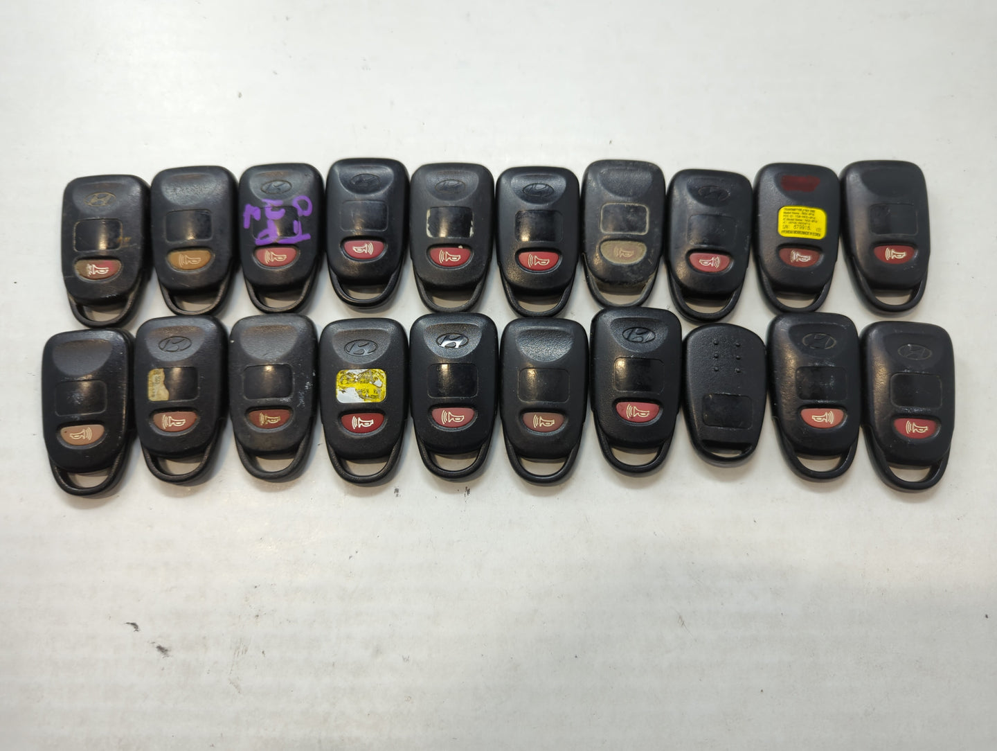 Lot of 20 Hyundai Keyless Entry Remote Fob MIXED FCC IDS MIXED PART - Oemusedautoparts1.com