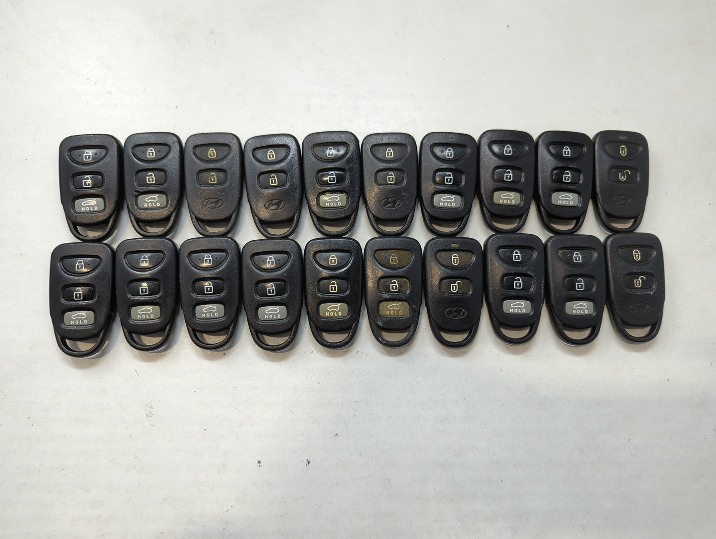 Lot of 20 Hyundai Keyless Entry Remote Fob MIXED FCC IDS MIXED PART - Oemusedautoparts1.com