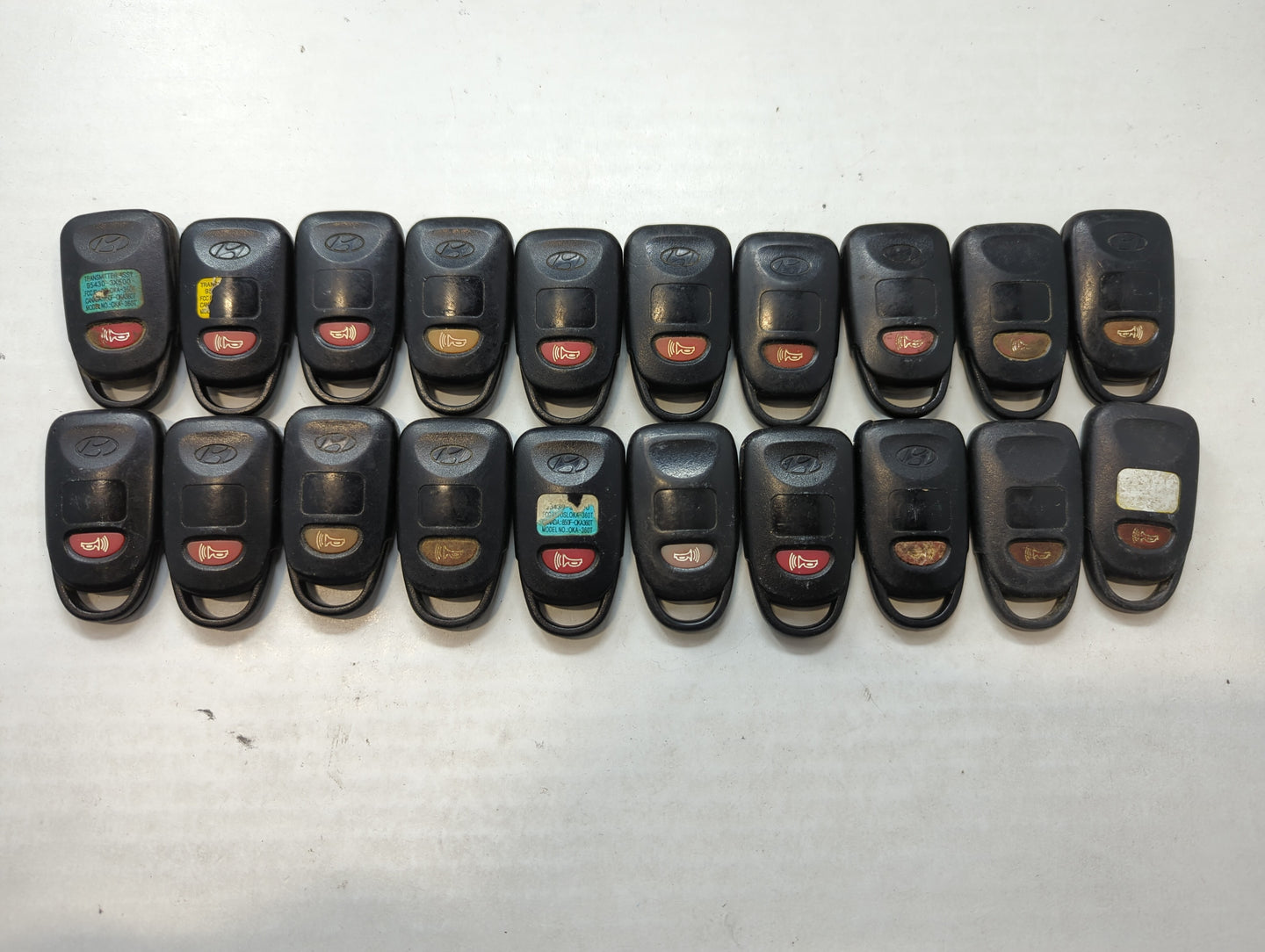 Lot of 20 Hyundai Keyless Entry Remote Fob MIXED FCC IDS MIXED PART - Oemusedautoparts1.com