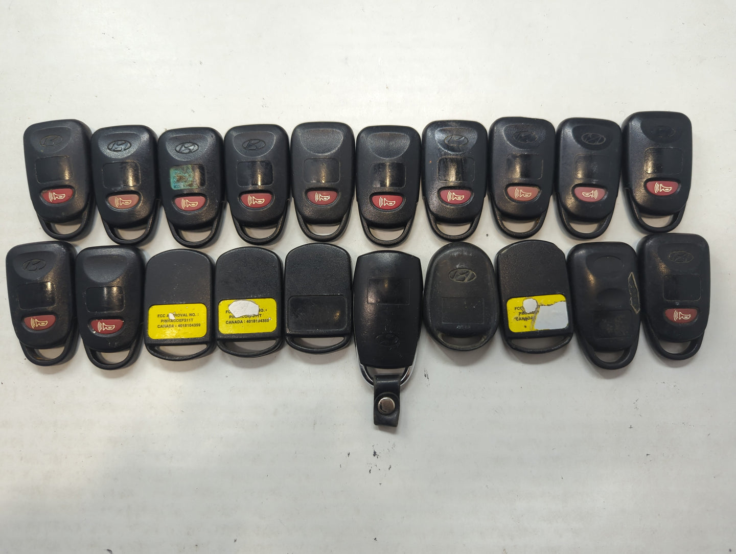 Lot of 20 Hyundai Keyless Entry Remote Fob MIXED FCC IDS MIXED PART - Oemusedautoparts1.com