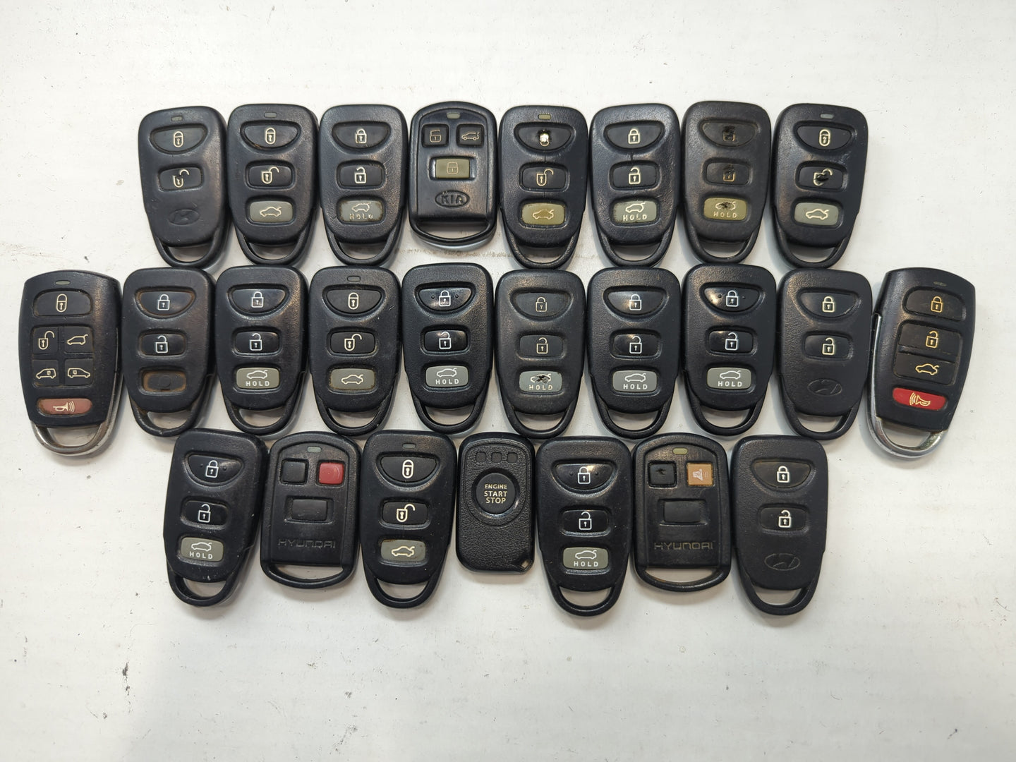 Lot of 25 Hyundai Keyless Entry Remote Fob MIXED FCC IDS MIXED PART - Oemusedautoparts1.com