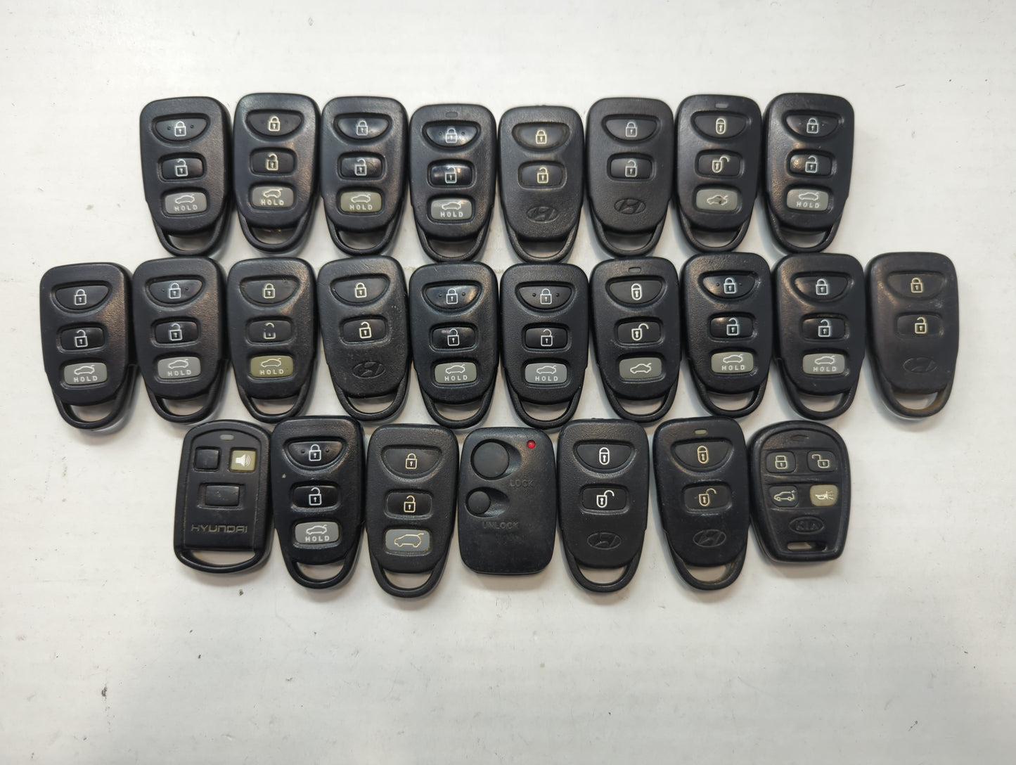 Lot of 25 Hyundai Keyless Entry Remote Fob MIXED FCC IDS MIXED PART - Oemusedautoparts1.com