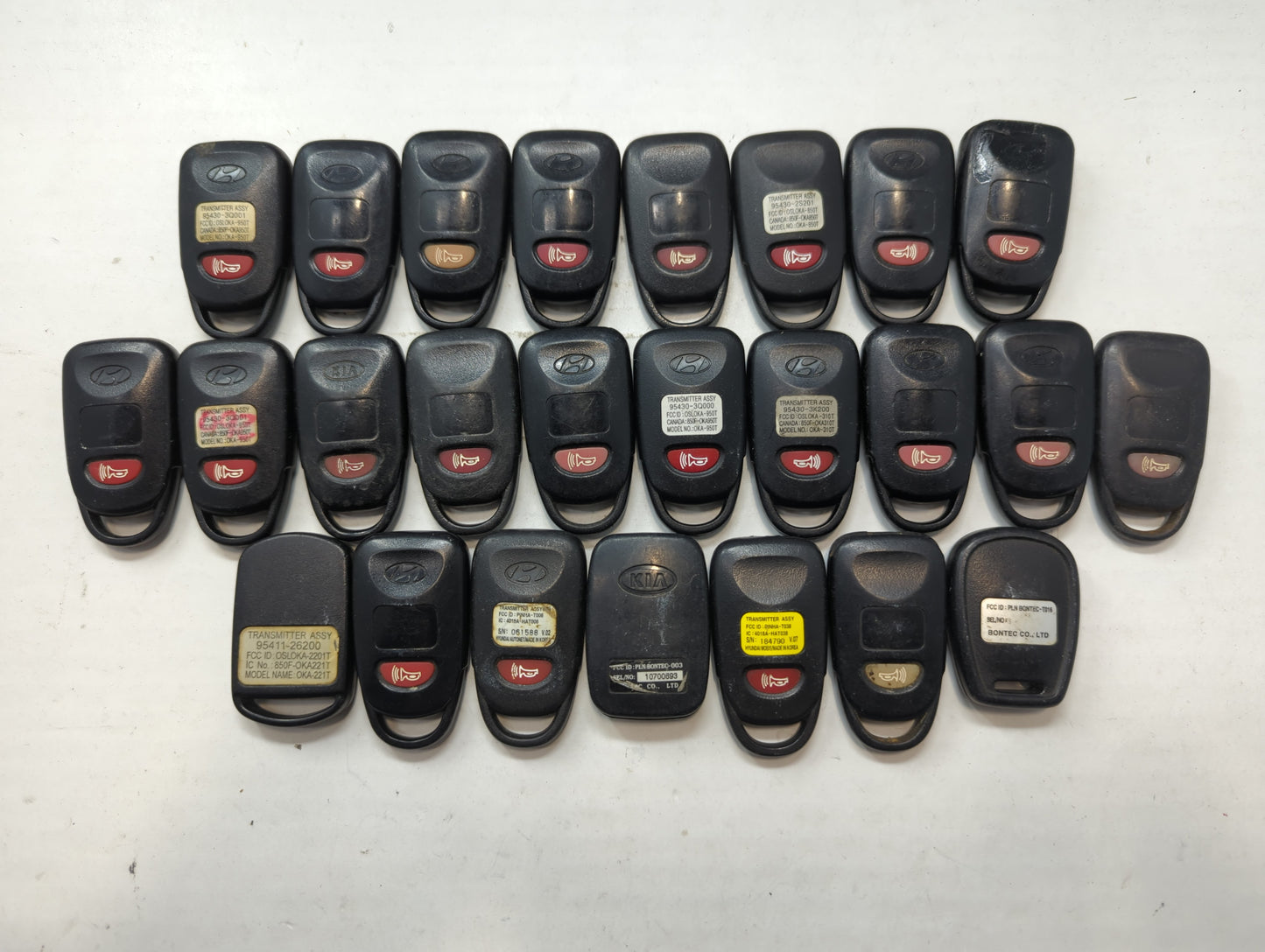 Lot of 25 Hyundai Keyless Entry Remote Fob MIXED FCC IDS MIXED PART - Oemusedautoparts1.com