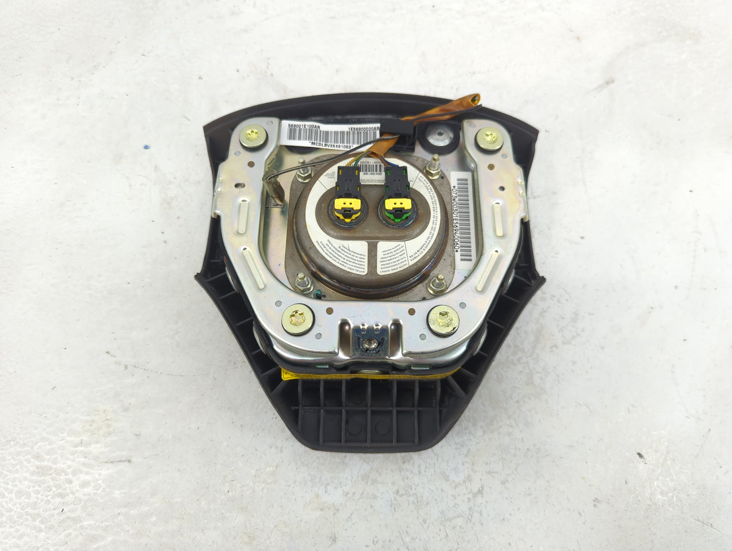 2006-2007 Hyundai Accent Air Bag Driver Left Steering Wheel Mounted Grey - Oemusedautoparts1.com