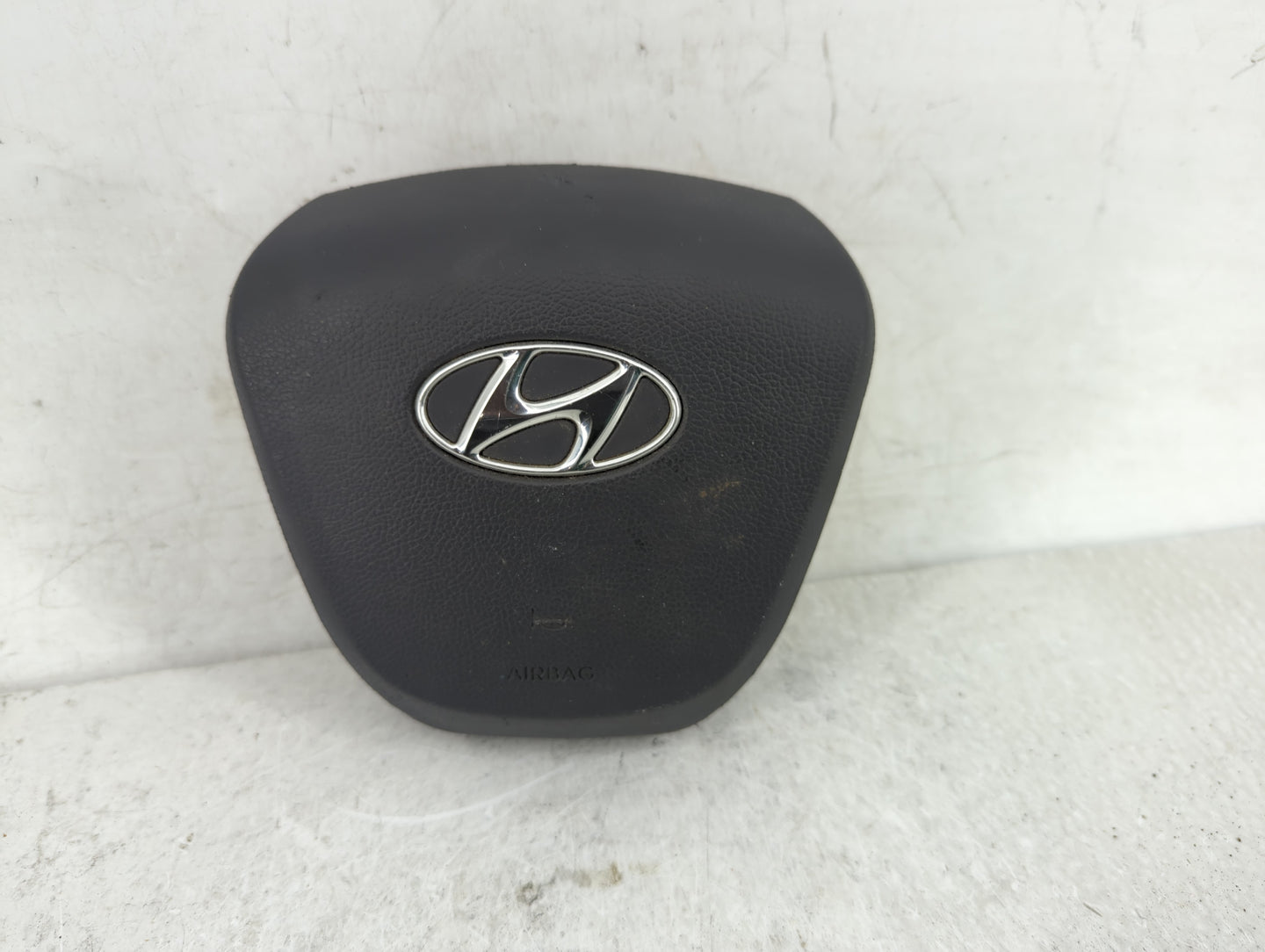 2012-2017 Hyundai Accent Air Bag Driver Left Steering Wheel Mounted - Oemusedautoparts1.com