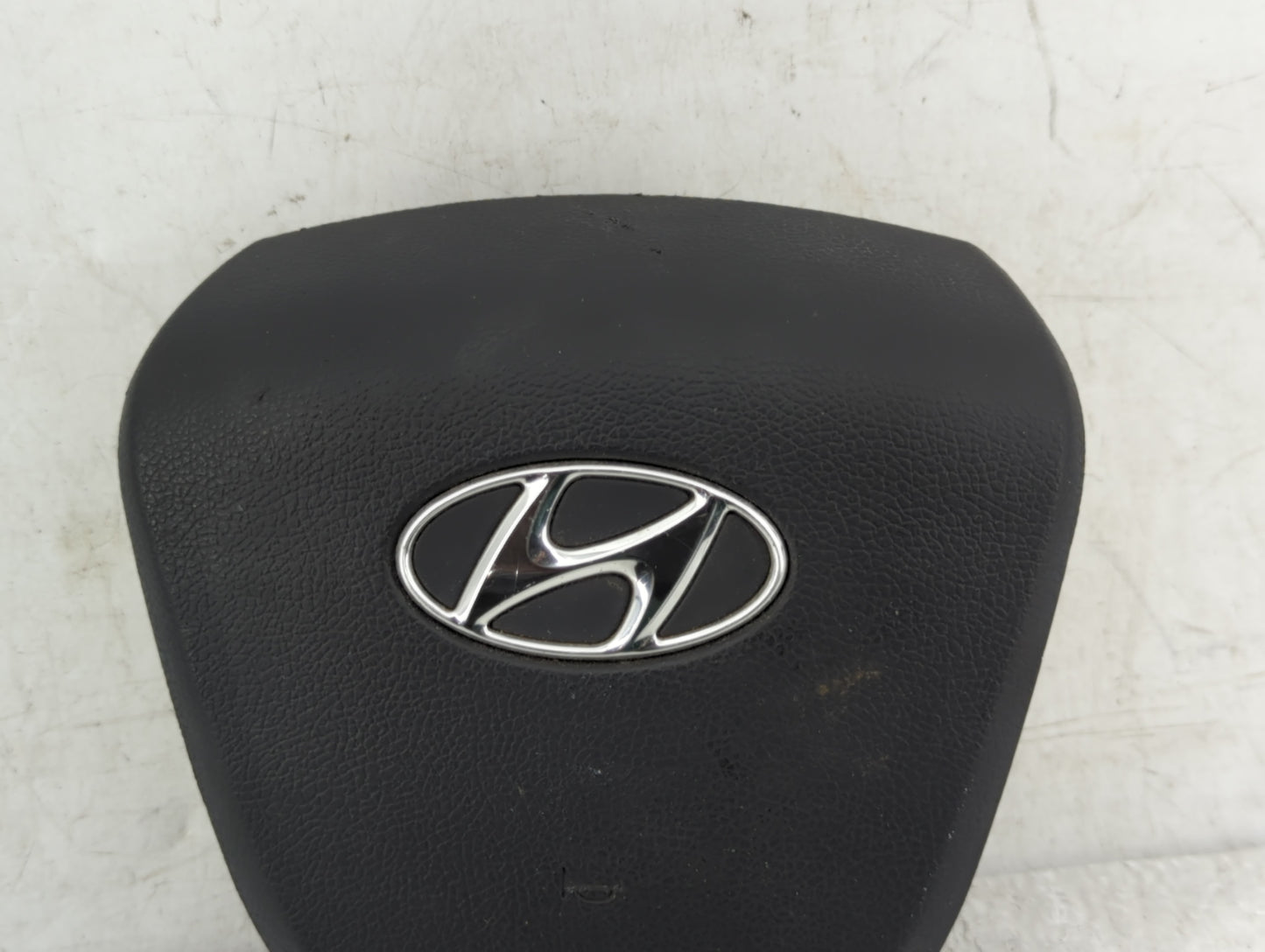 2012-2017 Hyundai Accent Air Bag Driver Left Steering Wheel Mounted - Oemusedautoparts1.com