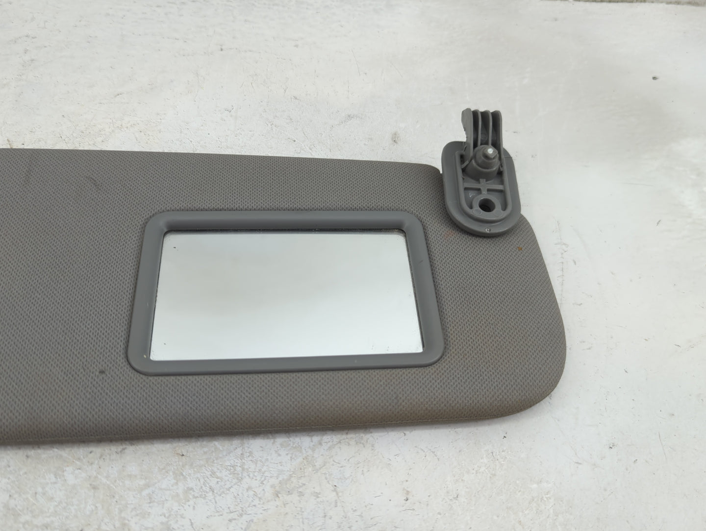 2012-2013 Hyundai Accent Sun Visor Shade Replacement Passenger Right Mirror Fits Fits 2012 2013 OEM Used Auto Parts - Oemuse