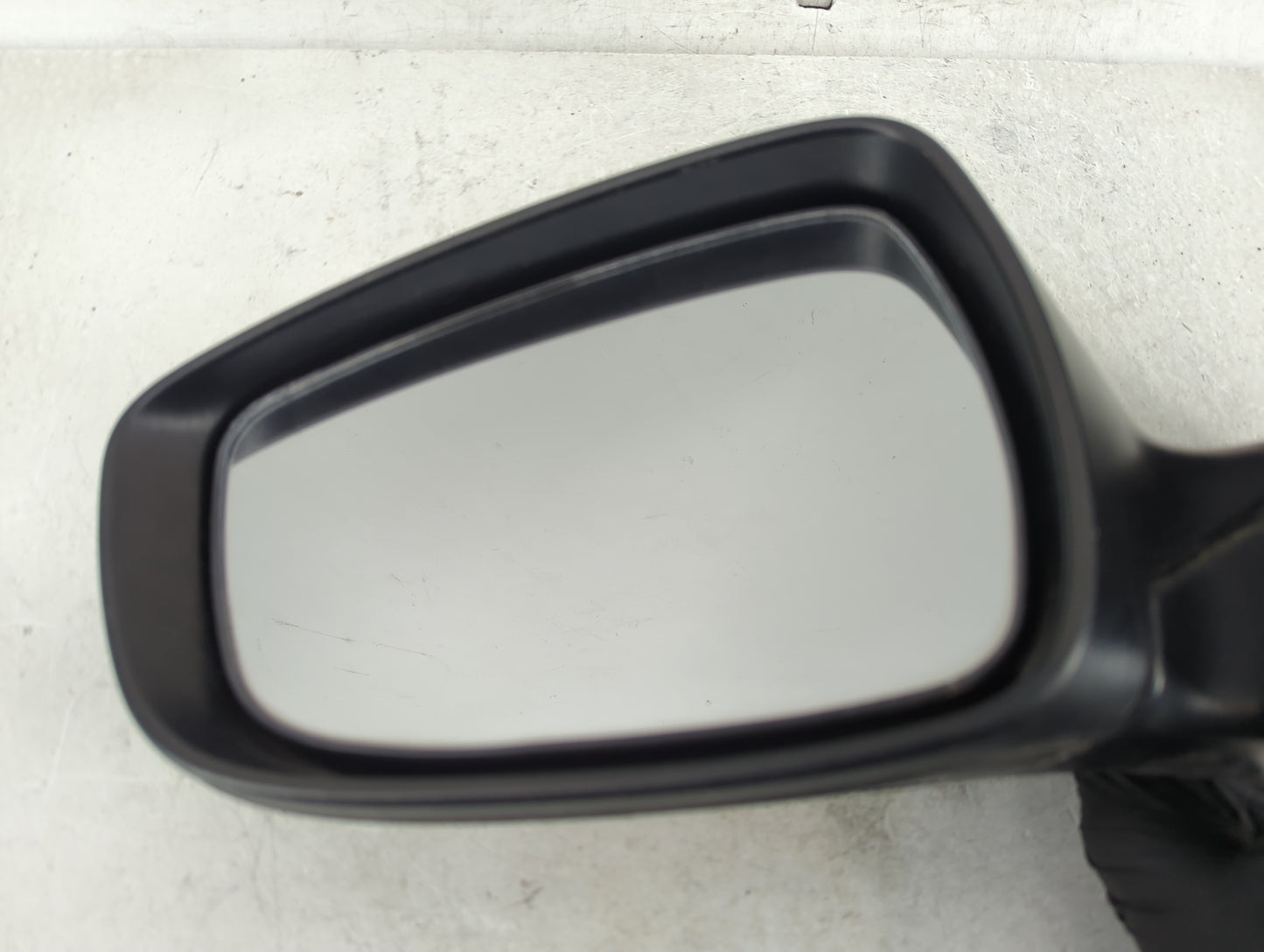 2012-2017 Hyundai Accent Driver Side View Mirror - Left Door Mirror OEM Used - Oemusedautoparts1.com