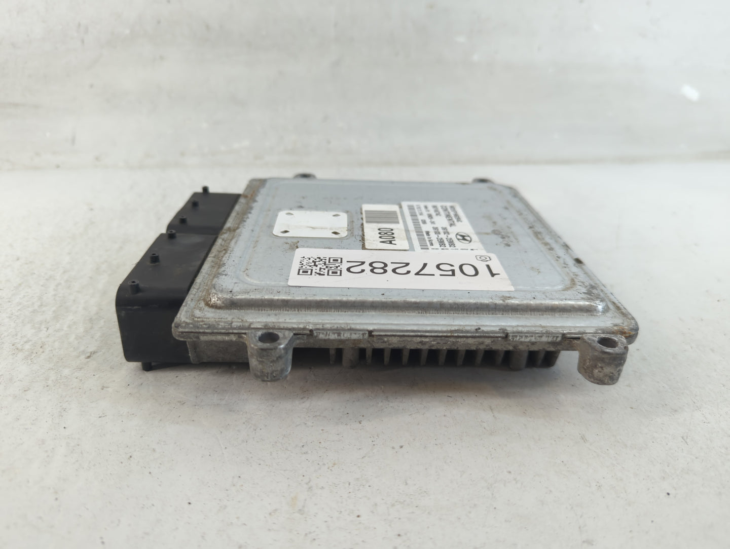 2011-2013 Hyundai Elantra PCM Engine Control Computer ECU ECM PCU OEM P/N:39102-2EBM2 Fits Fits 2011 2012 2013 OEM Used Auto